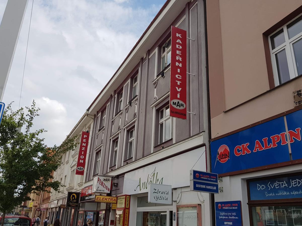 Penzion Mar Hradec Kralove Luaran gambar