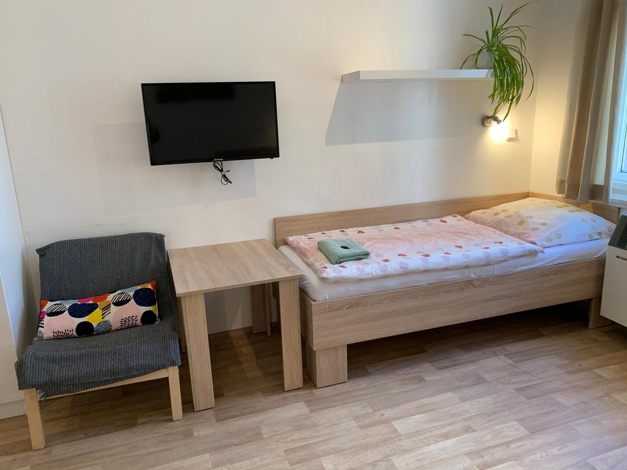 Penzion Mar Hradec Kralove Luaran gambar